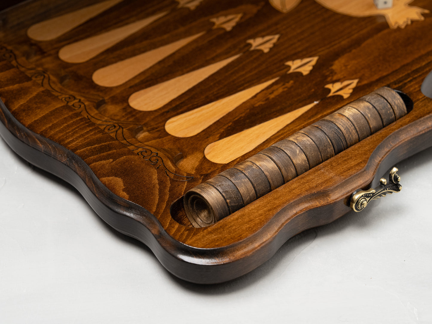 Luxury Backgammon Set – Pomegranate Design with Bronze Details - Unumperfectus