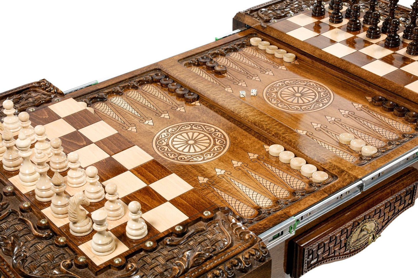 Chess-backgammon Table with copyrighted contour outline - Unumperfectus