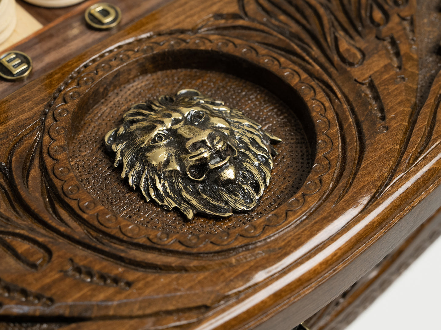 Luxurious Chess Table - Lion - Unumperfectus