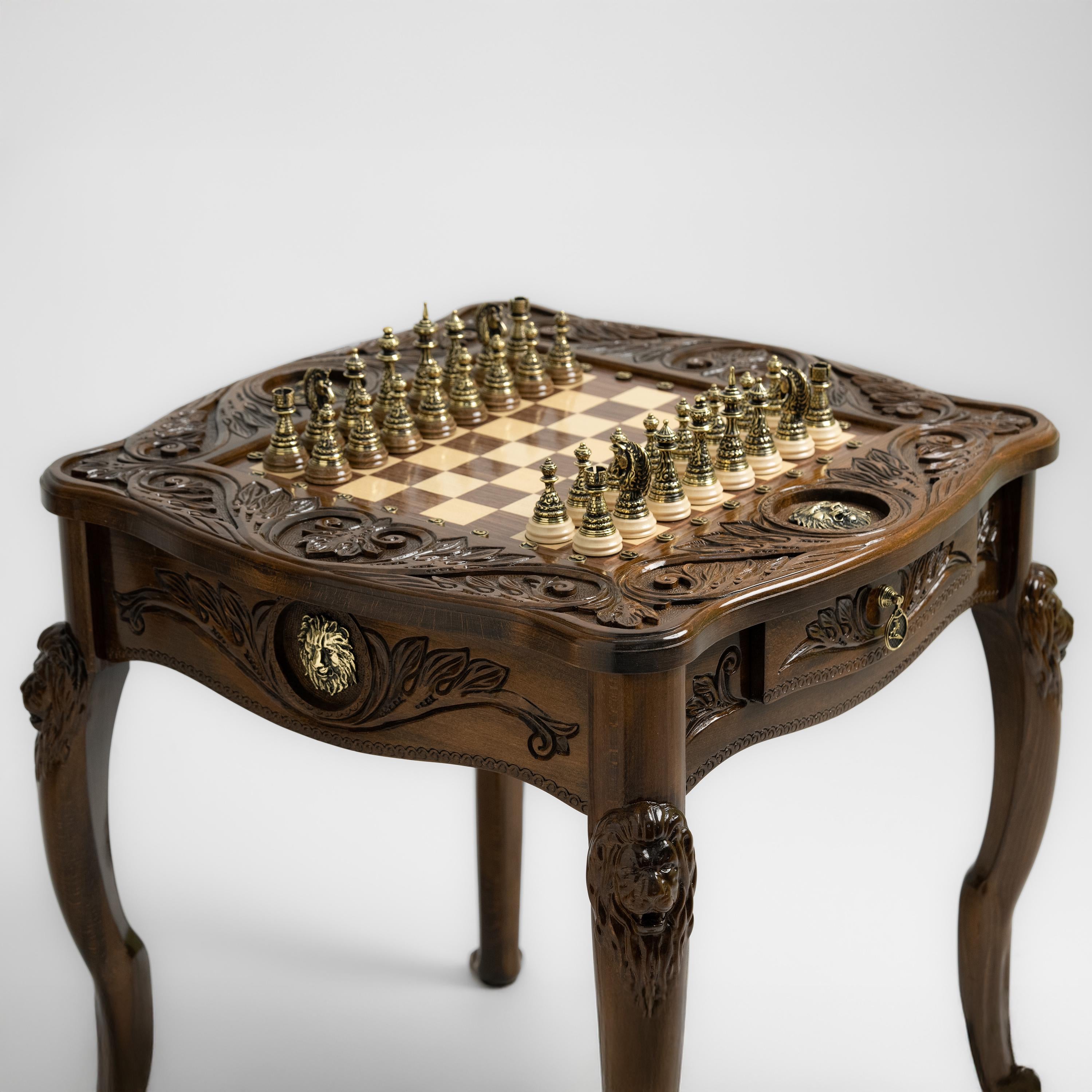 Luxurious Chess Table - Lion - Unumperfectus