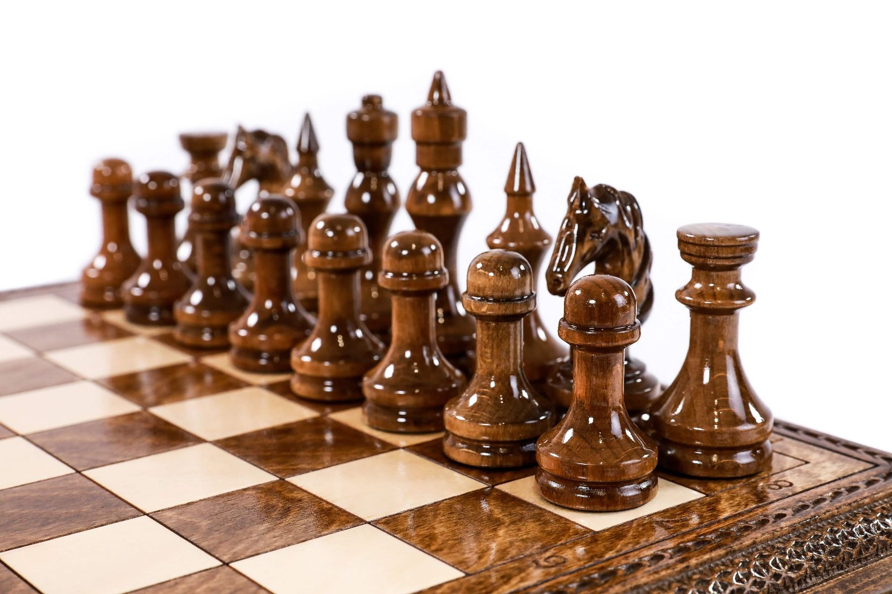 Handcrafted Chess Set with Storage – 15.7" | 40 cm - Unumperfectus