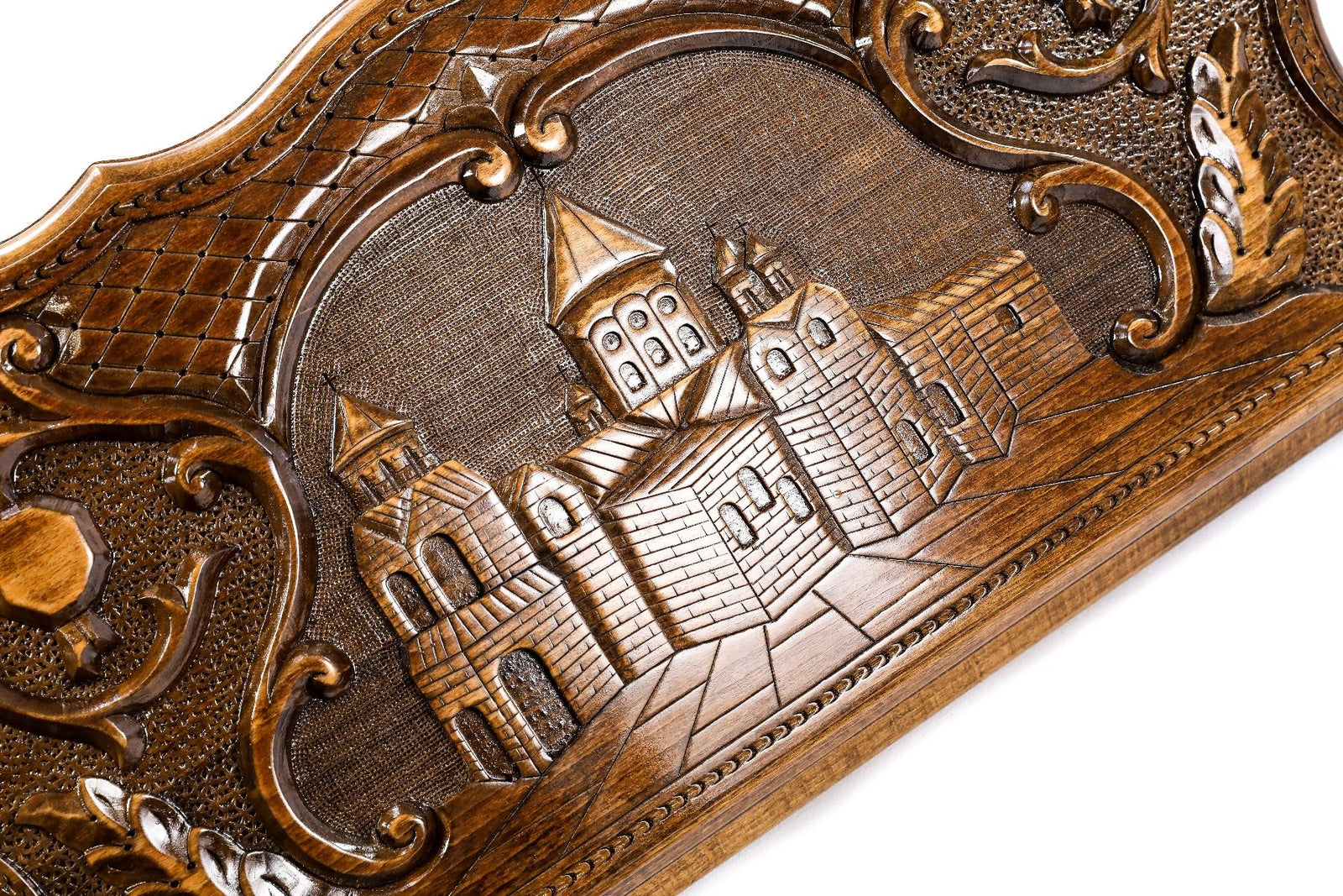 Backgammon Etchmiadzin with contour outline