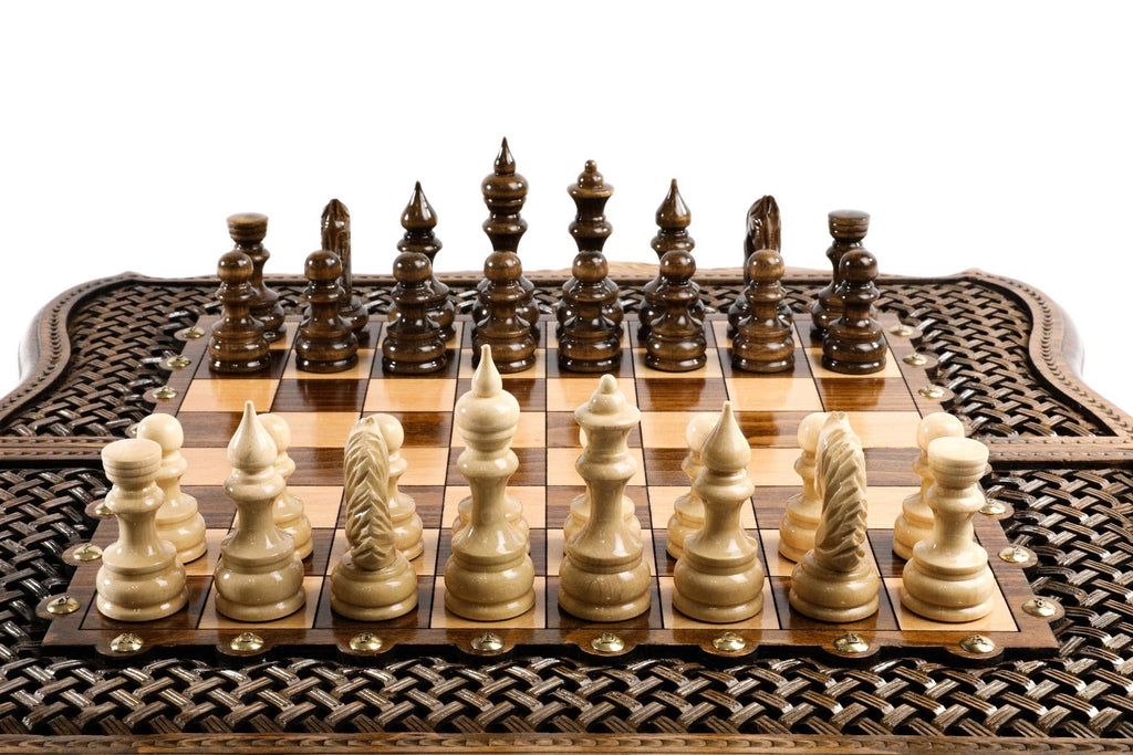 Carved Chess Set & Backgammon Board With Braid Pattern 50 cm | 19.7" - Unumperfectus