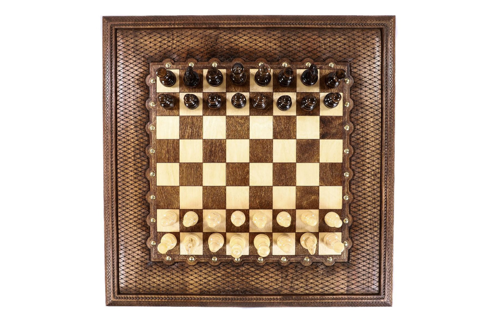 Handcrafted Wooden Chess Table - Unumperfectus