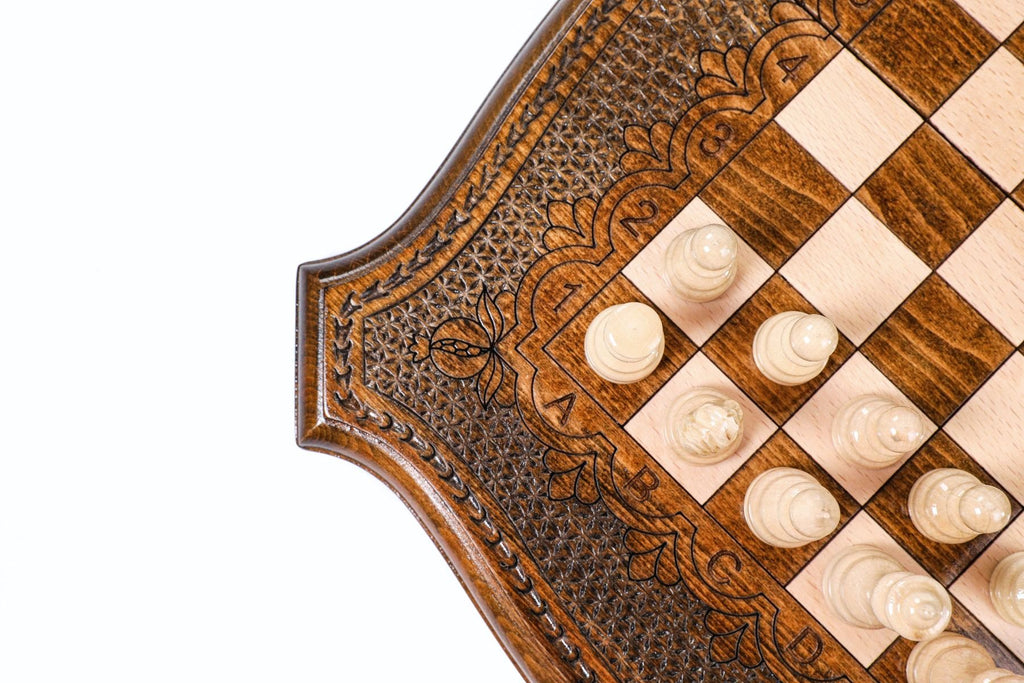 Wooden Chess Set with Contour Outline 40 cm / 15.6" - Unumperfectus