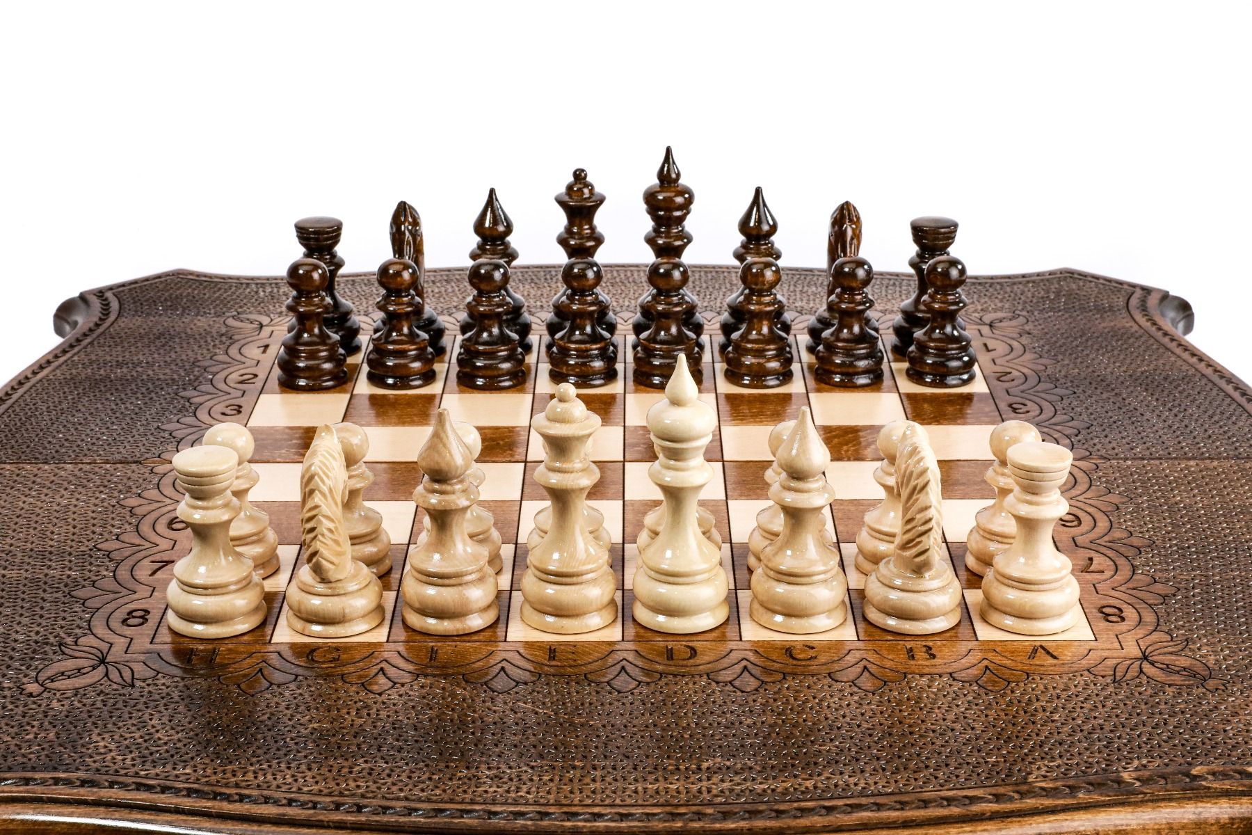 Close-up of the precise wood finish and the copyrighted contour design on this 2-in-1 board game.
