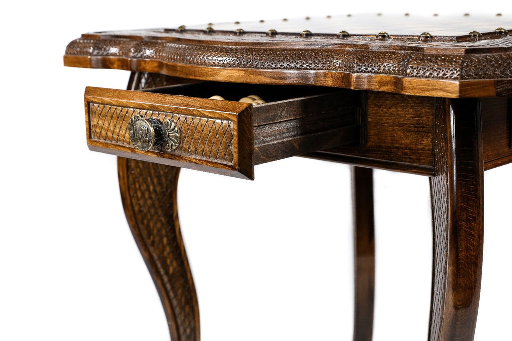 Chess Table Luxury with Contour Outline - Unumperfectus