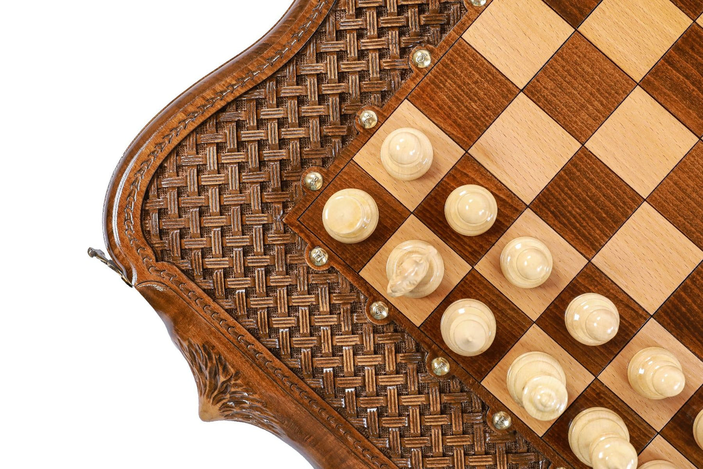 Chess-backgammon with braid-pattern with copyrighted Mount
