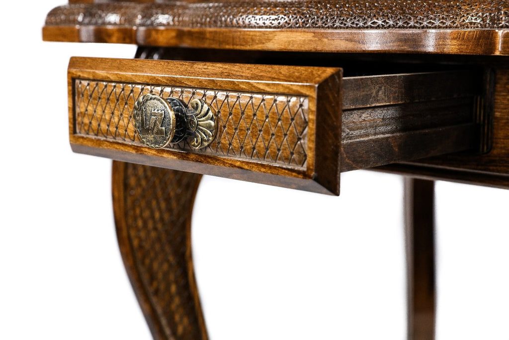 Chess Table Luxury with Contour Outline - Unumperfectus