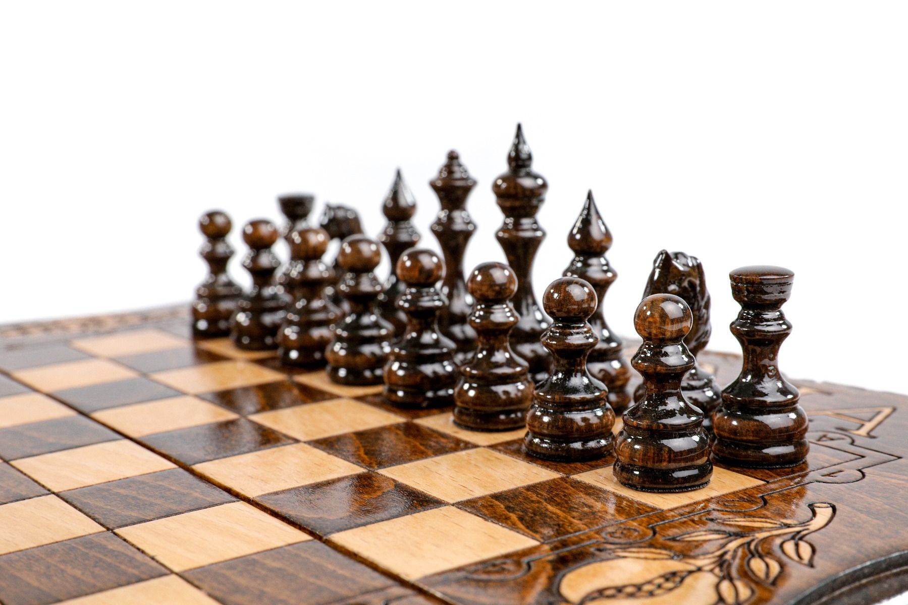 Mount Ararat Wooden Chess & Backgammon Board | Copyrighted Outline - Unumperfectus