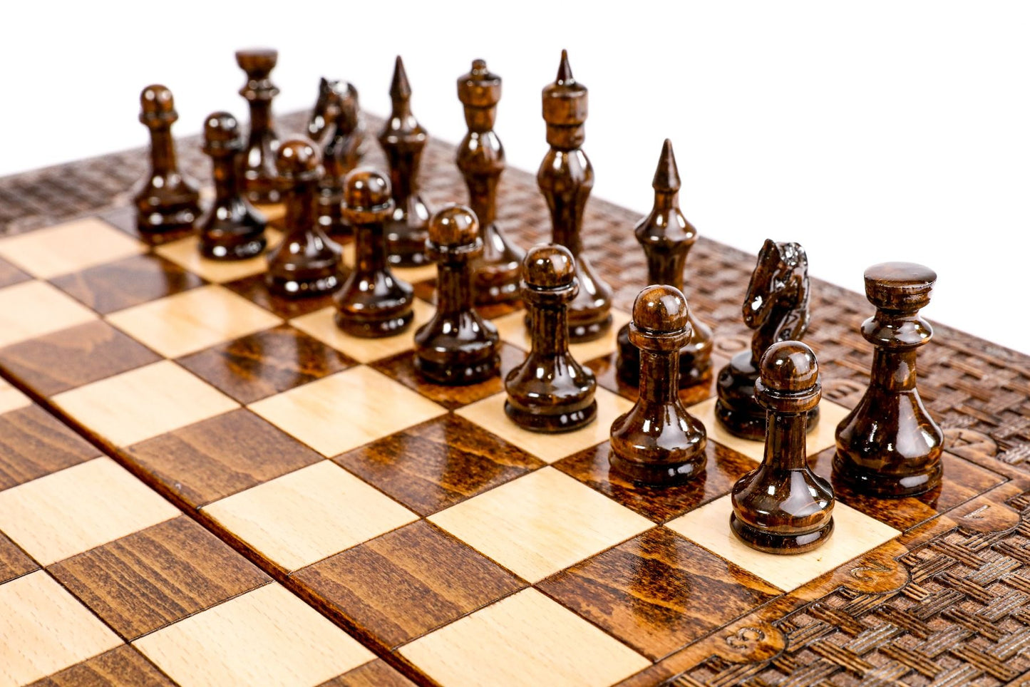 Chess-backgammon with an ornamental braid pattern classic