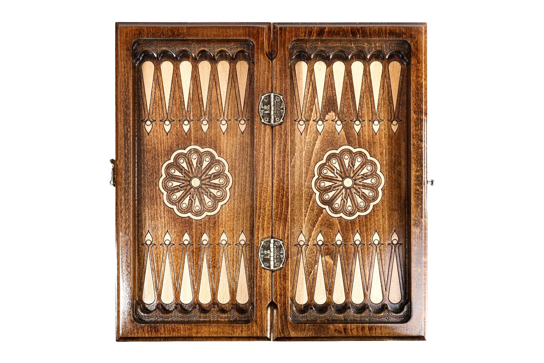 Chess-backgammon with an ornamental braid pattern classic - Unumperfectus