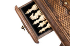Close-up of the filigree carved edge