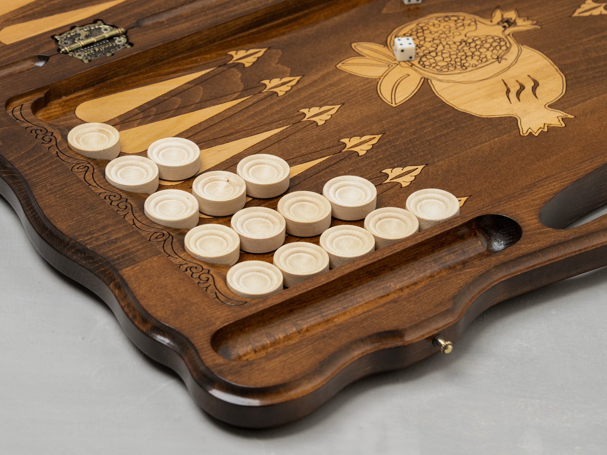 Luxury Backgammon Set – Pomegranate Design with Bronze Details - Unumperfectus