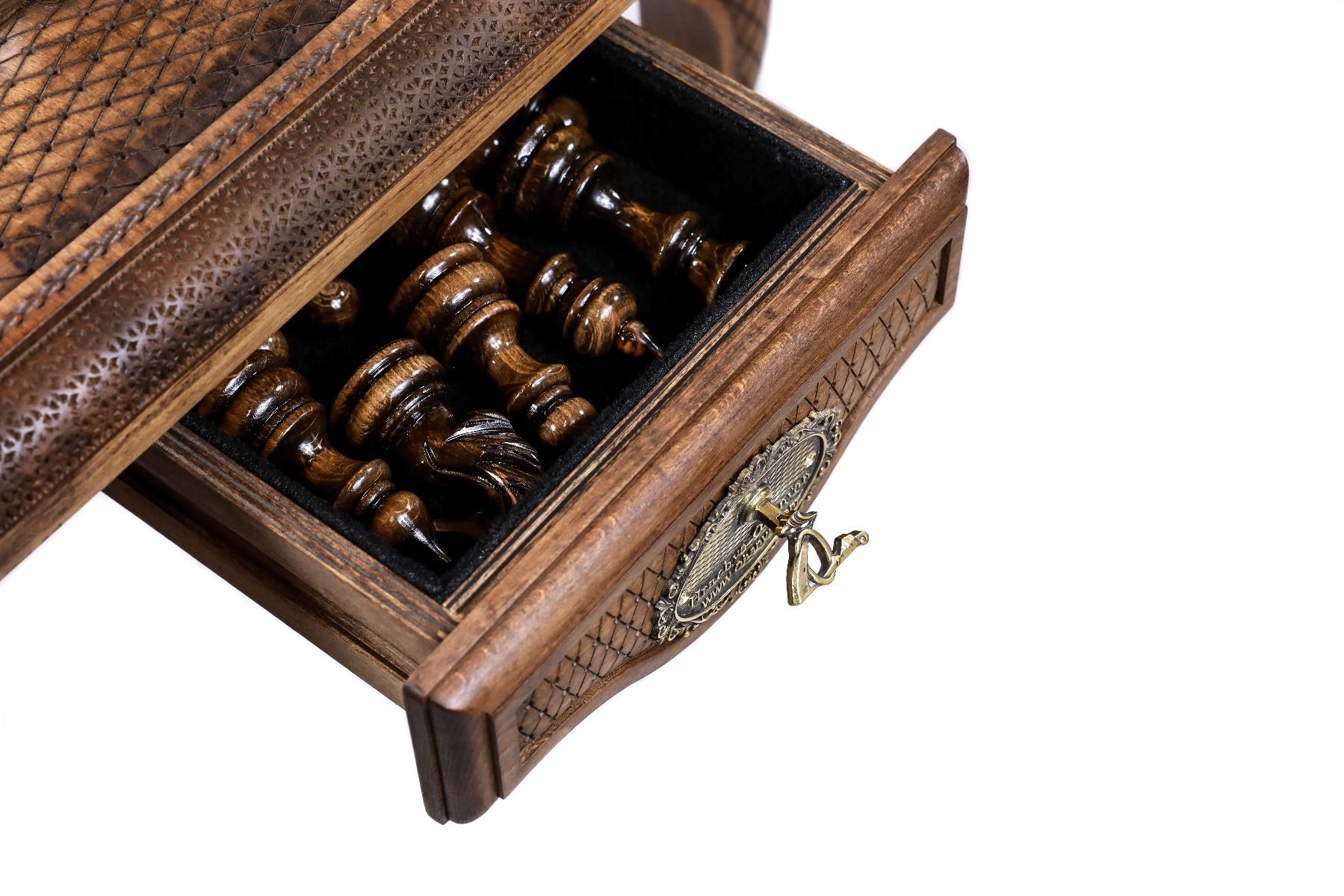 Handcrafted Wooden Chess Table - Unumperfectus