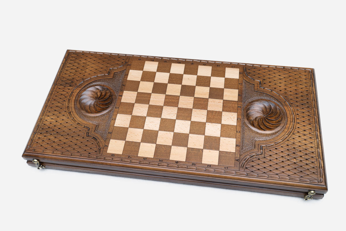 Backgammon Set Wolf V - handmade wooden backgammon board