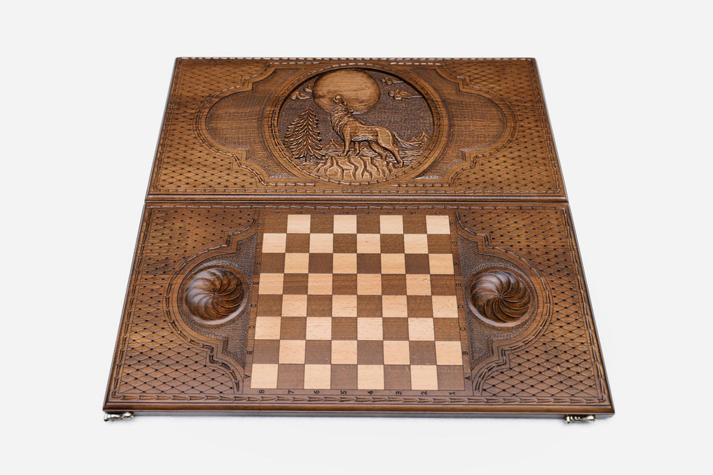 Backgammon Set Wolf V - handmade wooden backgammon board