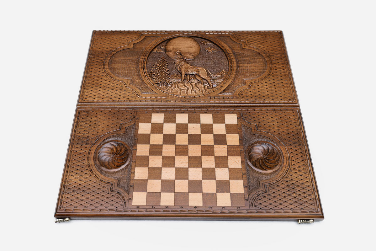 Backgammon Set Wolf V - handmade wooden backgammon board