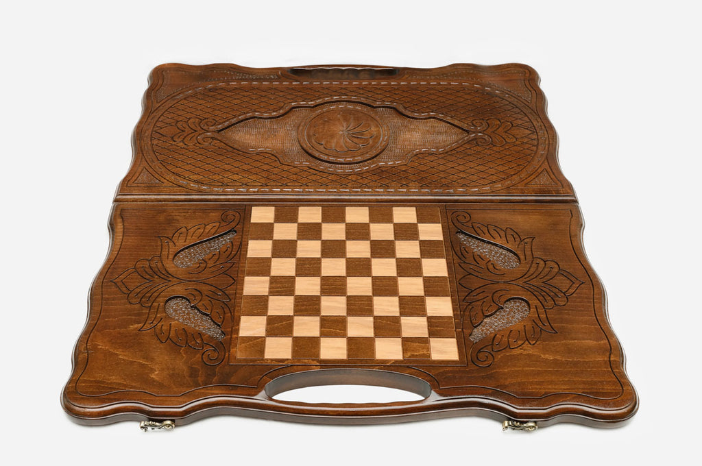 Angled view of the Infinity carved backgammon board