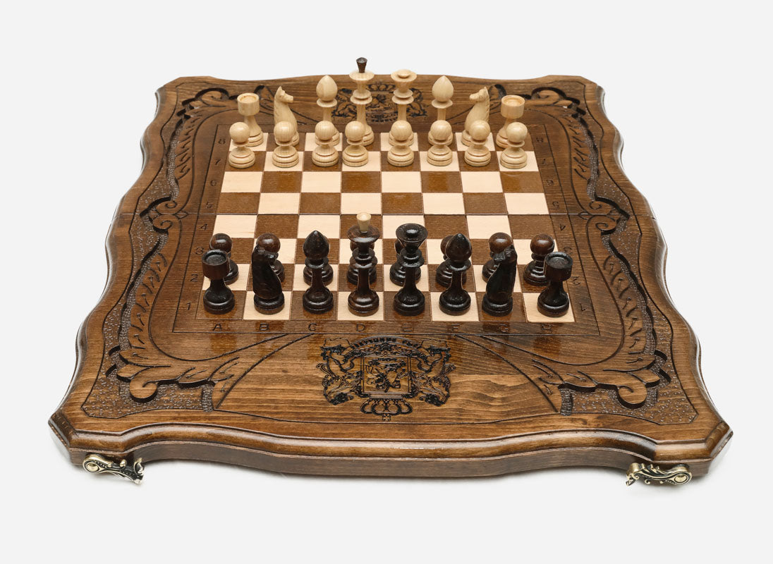 Georgian Coat of Arms Beech Chess Set