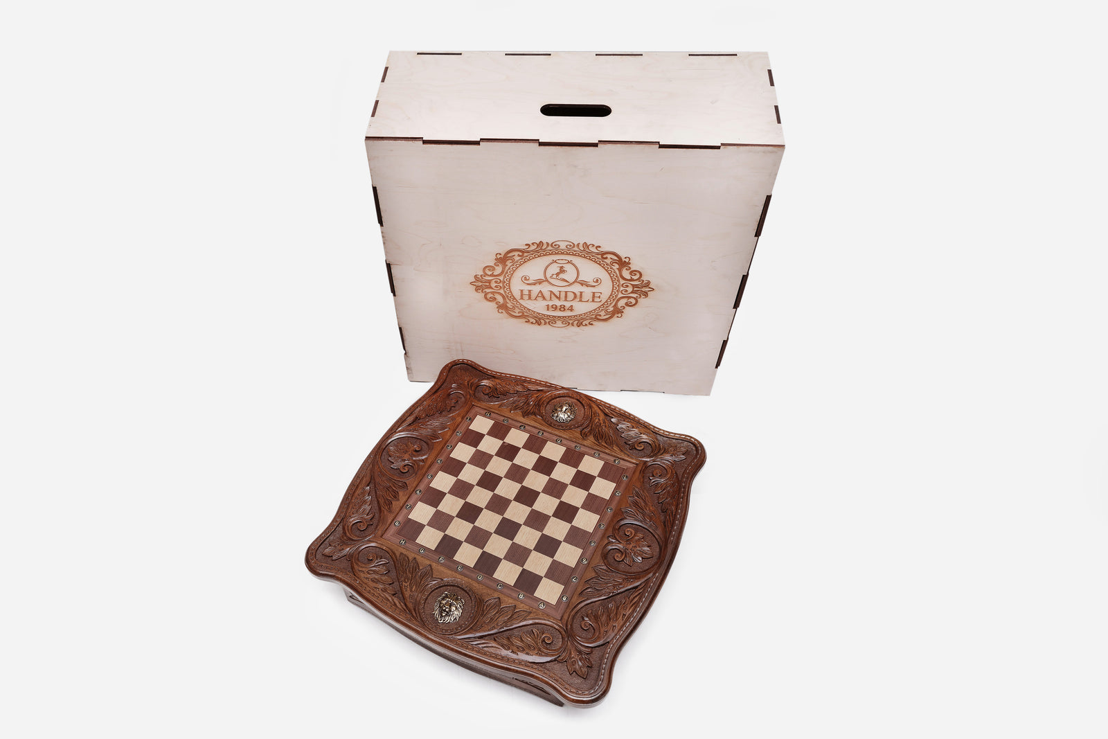 Lion chess table - view 11
