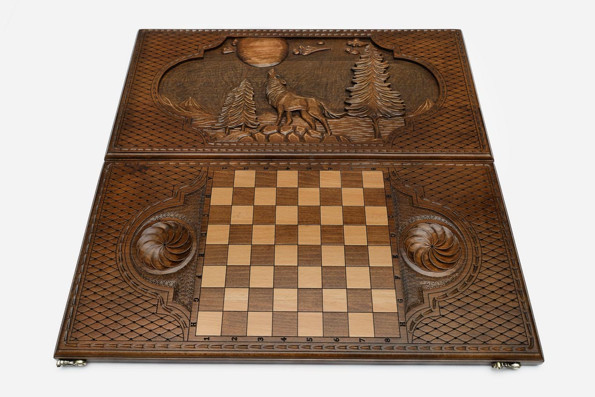 Backgammon Set Wolf III - handmade wooden backgammon board