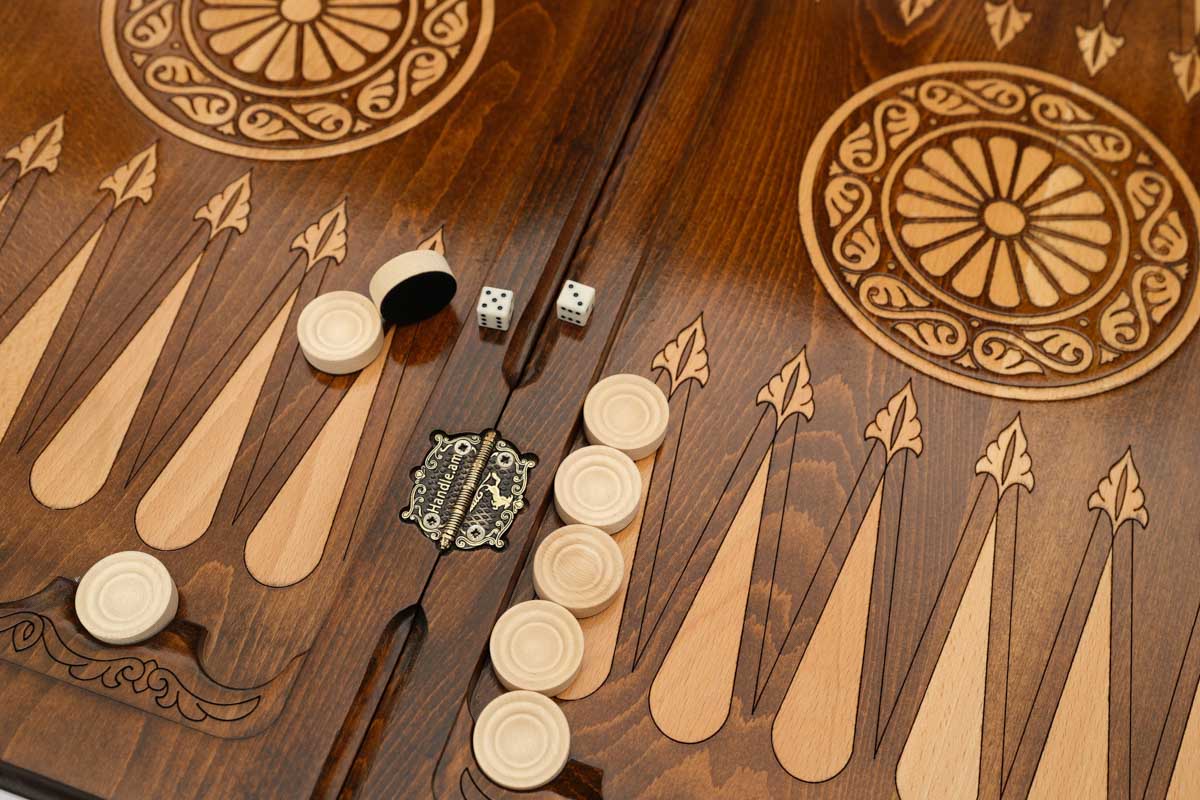 Handle Eagle backgammon table set up for play, angled view