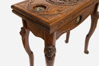 Handle Lion backgammon table closed, front view showing the lion head medallion