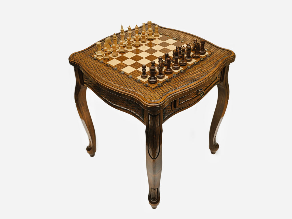 Engraved chess table - view 5