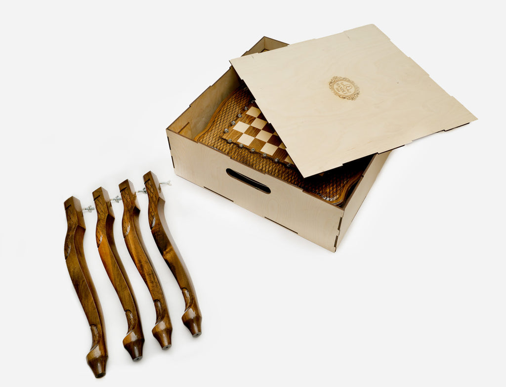 Engraved chess table - view 7
