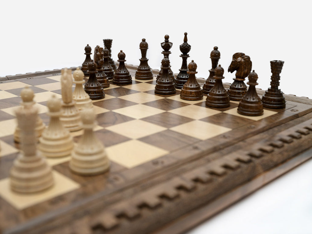 Lattice chess and backgammon set - view 3