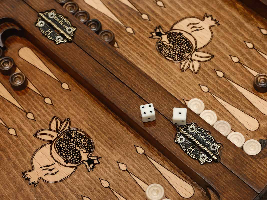 Pomegranate and Grapevine chess and backgammon set - view 9