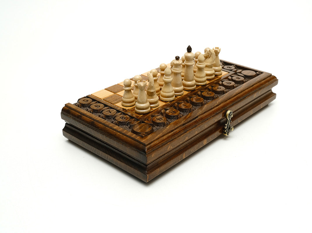 Pomegranate and Grapevine chess and backgammon set - view 6
