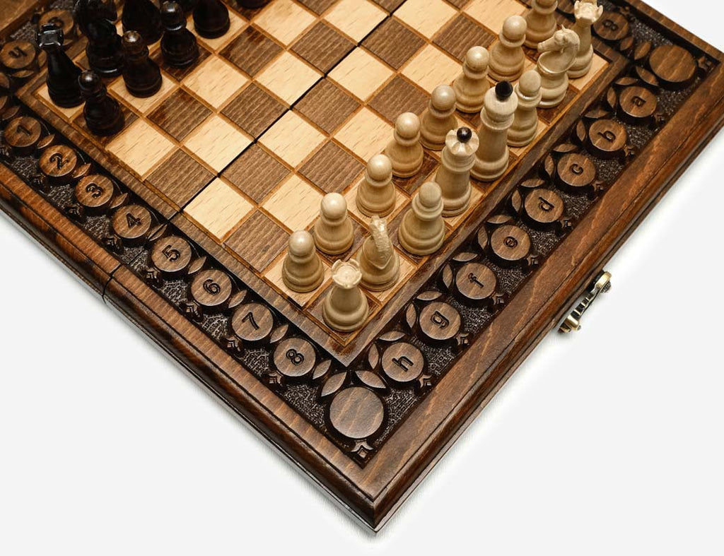 Pomegranate and Grapevine chess and backgammon set - view 4