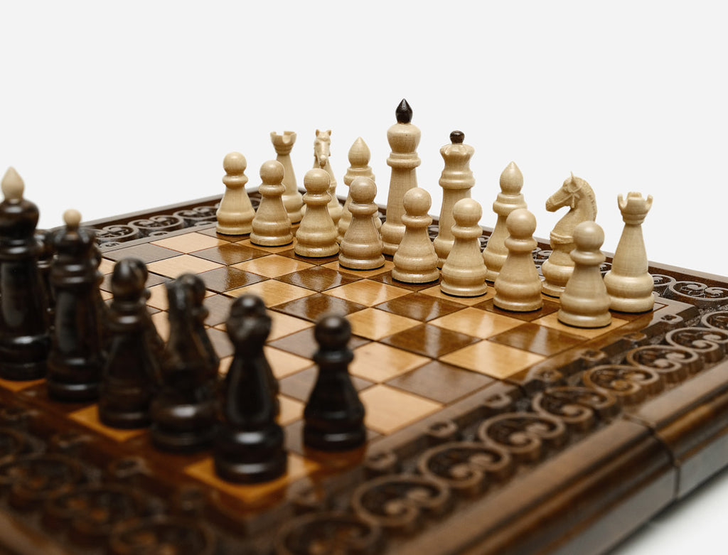 Ornamental Rosette chess and backgammon set detail 5