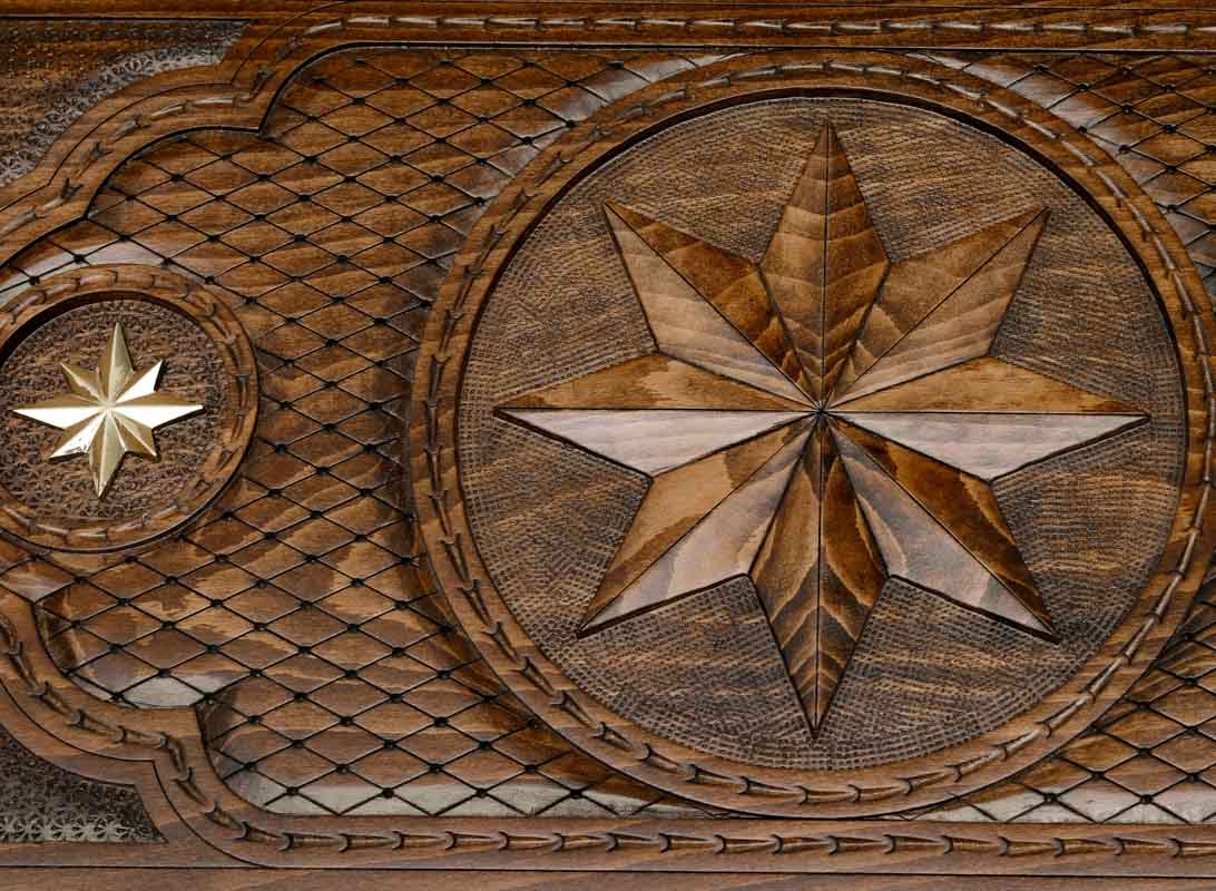 Octagon chess table detail 4
