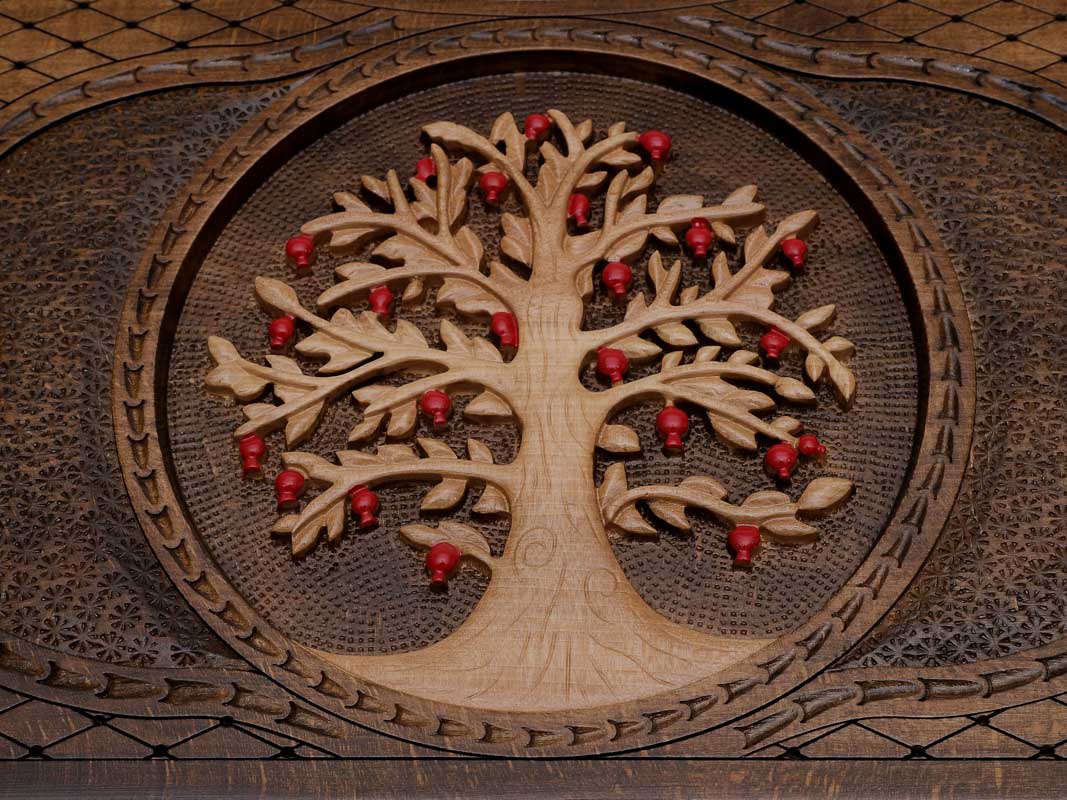 Side view of the carved beechwood board