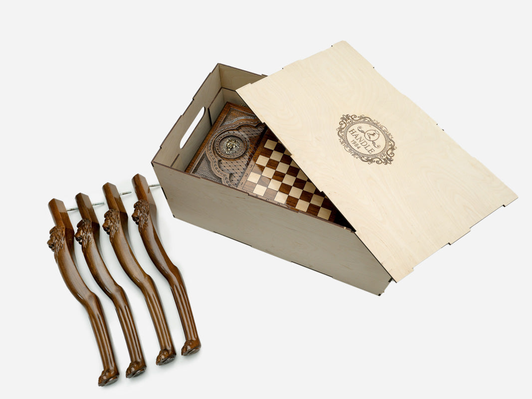 Handle Lion chess-backgammon table disassembled in its shipping crate
