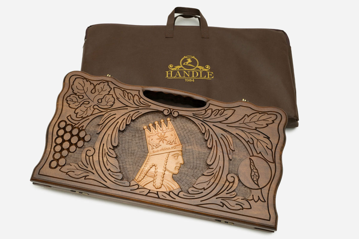 Close-up of the beechwood carving texture