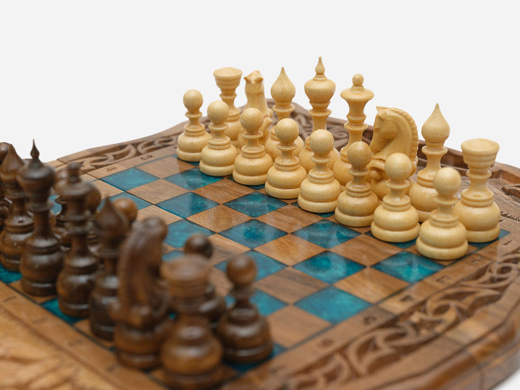 Mount Ararat chess and backgammon set detail 6