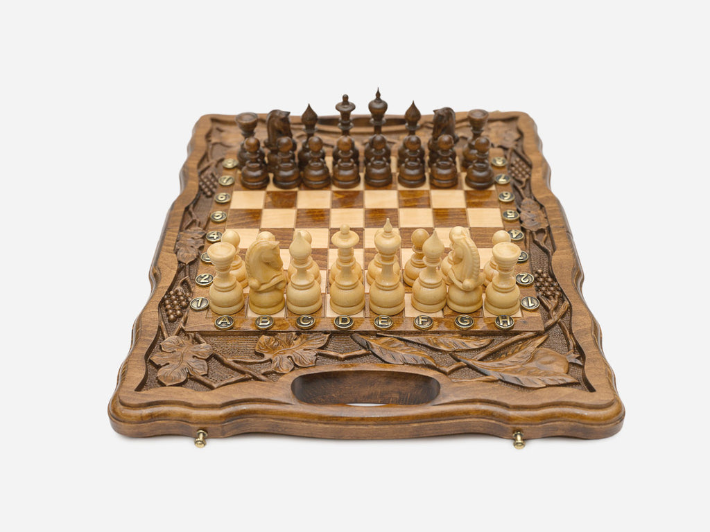 Pomegranate and Grapevine chess and backgammon set detail 4
