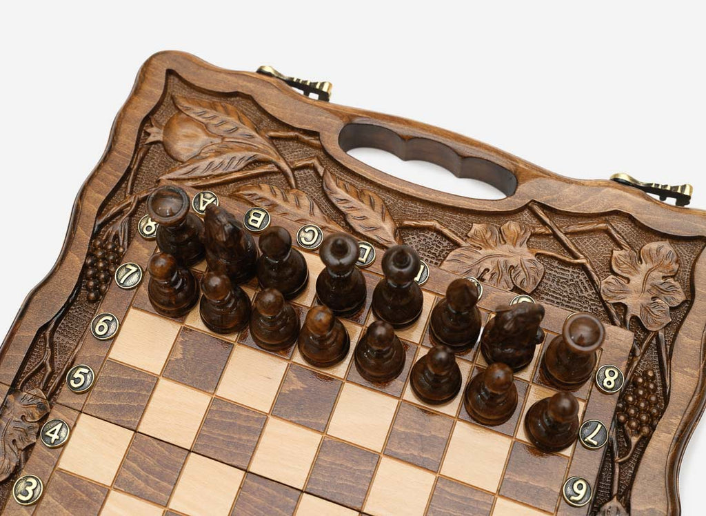 Pomegranate and Grapevine chess and backgammon set detail 7