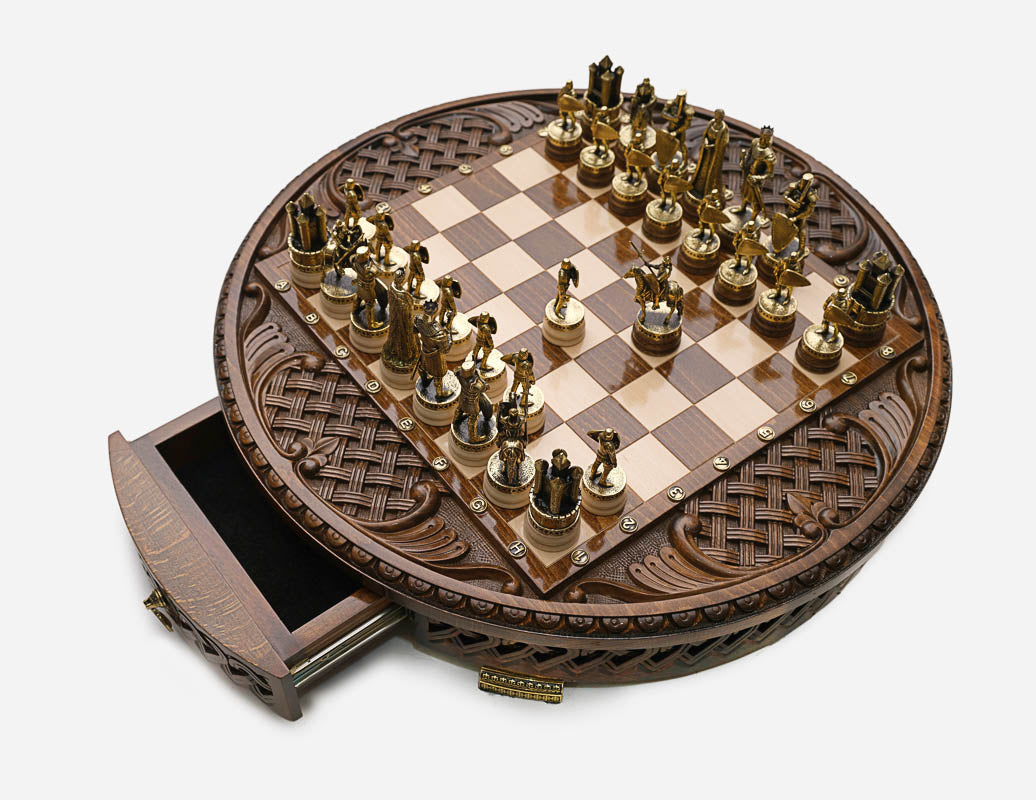 Handle Chess Royal Circle top-down angled view with the drawer pulled open