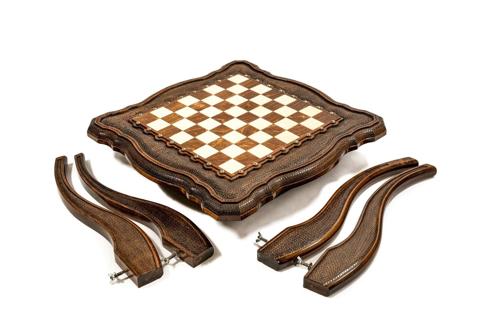 Chess Table by Master Hrachya Ohanyan - Unumperfectus