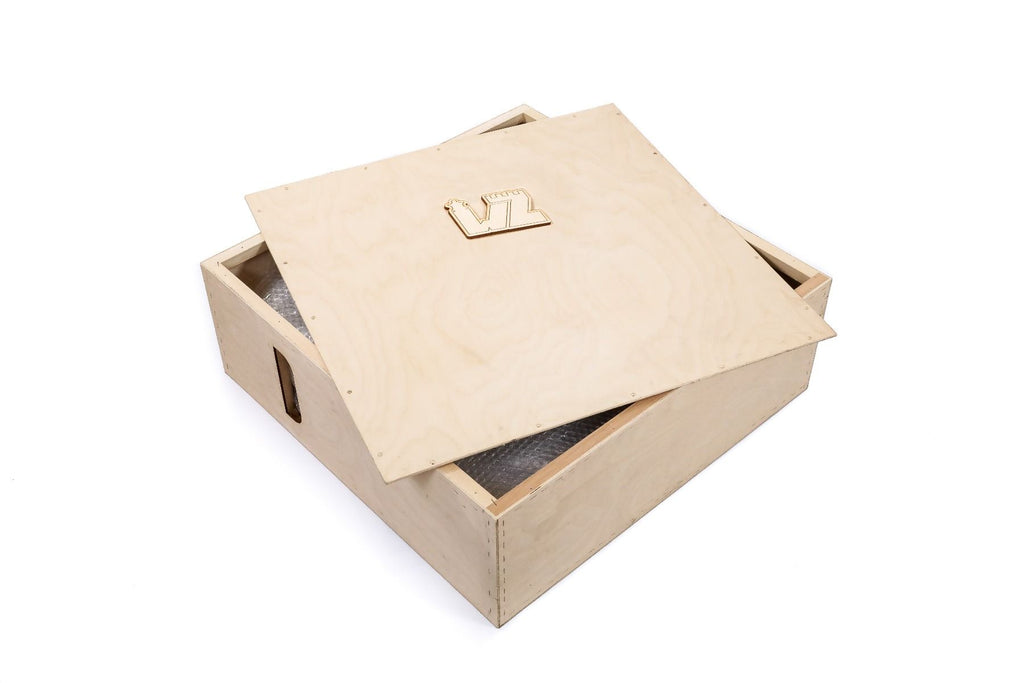 Chess Table Luxury with Contour Outline - Unumperfectus