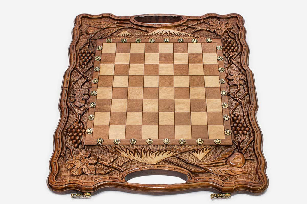 Mount Ararat, Pomegranate and Grapevine chess and backgammon set - view 3