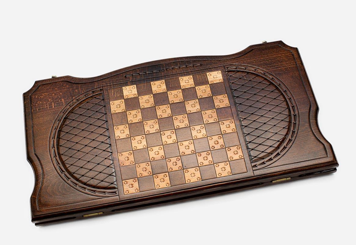 Eagle backgammon set folded with handle
