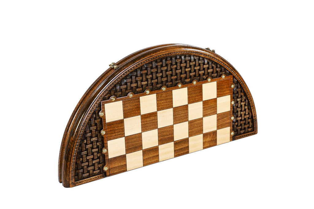 Unique Circular Carved & Handmade Chess Set - Artistic Design - Unumperfectus