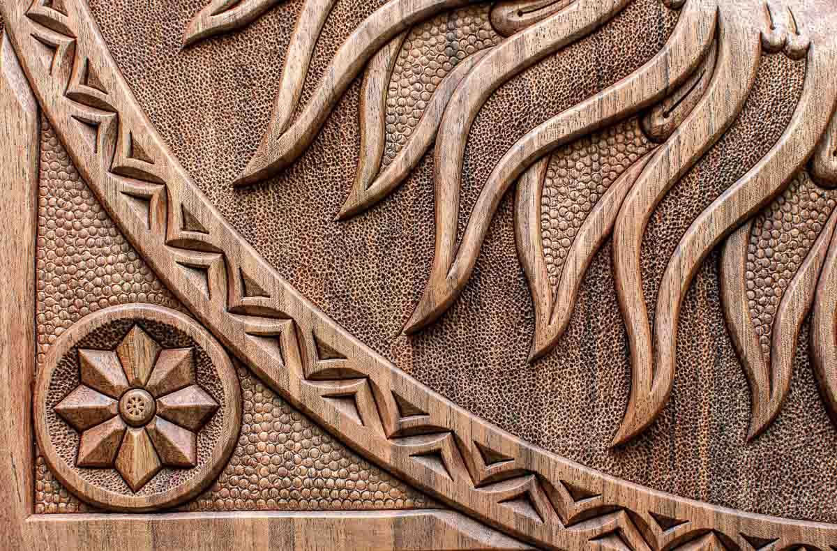 Close-up of a corner rosette