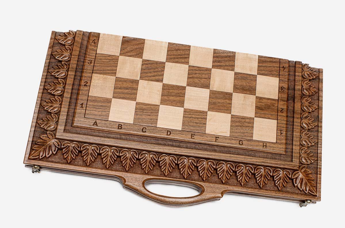 Master-Carved Ornate chess and backgammon set - view 4